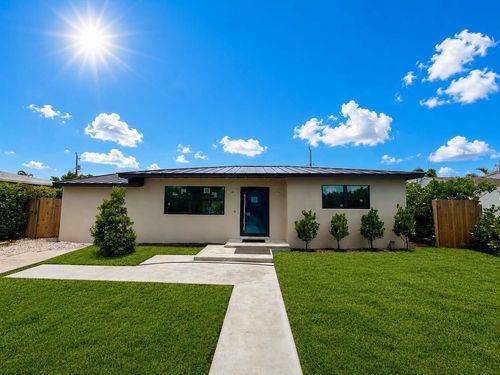 329 Laurie Rd, West Palm Beach, FL, 33405-4911 | Card Image