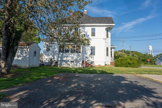 89 N Main St, House other with 4 bedrooms, 2 bathrooms and null parking in Kilmarnock VA | Image 33