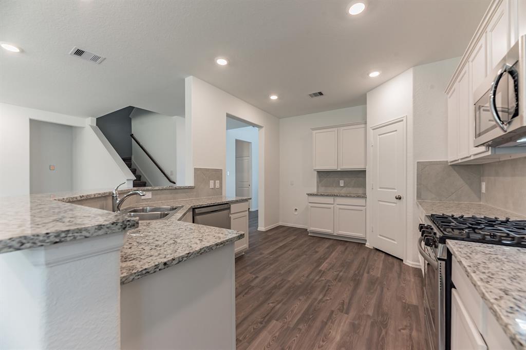 Residential Lease in Conroe 5