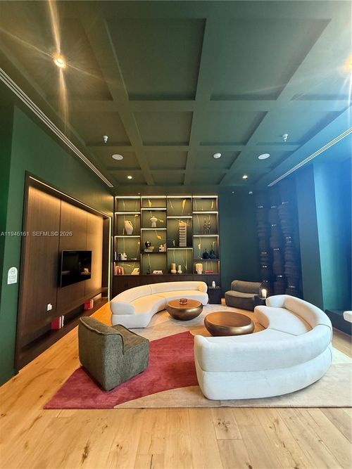 706-11 Ne 6th St, Miami, FL, 33132 | Card Image