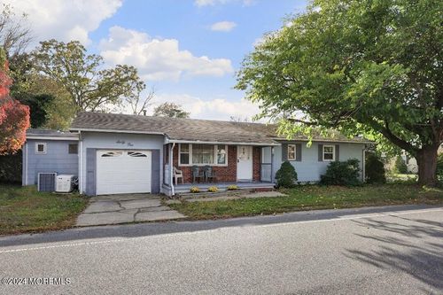 61 Elm St, Beachwood, NJ, 08722-3419 | Card Image