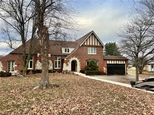 3816 Western Ave, Mattoon, IL, 61938-2044 | Card Image