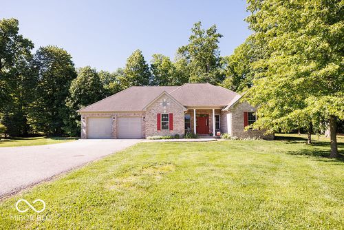 2314 Parkview Dr, Spencer, IN, 47460-6851 | Card Image