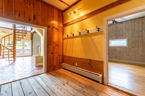 40 Dodge Rd, Chelsea, VT, 05038-9149 | Card Image