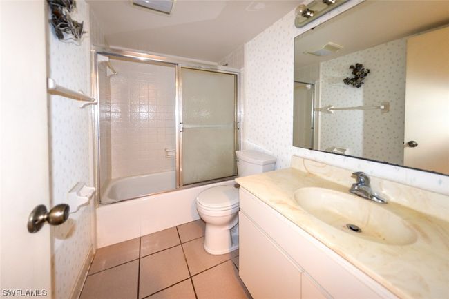 GUEST BATH | Image 33