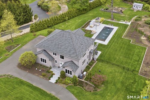 504 Deercliff Rd, Avon, CT, 06001-2859 | Card Image