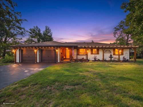 38 Skyline Dr, Kimberling City, MO, 65686-9658 | Card Image