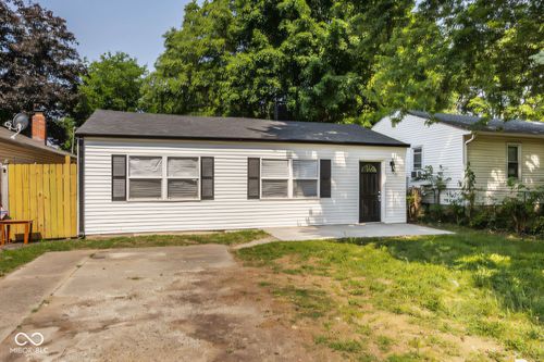 2010 Exeter Ave, Indianapolis, IN, 46222-2427 | Card Image