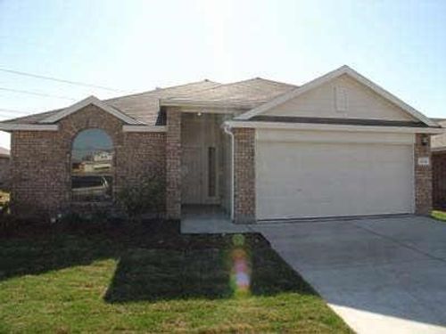 613 Destin Dr, Fort Worth, TX, 76131-4256 | Card Image