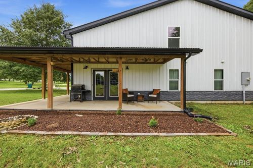 100 Briley Cir, Jonesburg, MO, 63351-2327 | Card Image