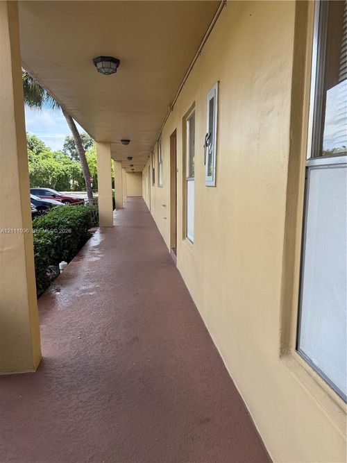 111-5901 Nw 61st Ave, Tamarac, FL, 33319-2220 | Card Image
