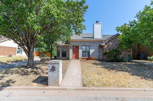 3198 Chimney Cir, Abilene, TX, 79606-3557 | Card Image
