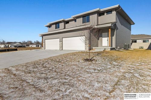 14810 Willow St, Bennington, NE, 68007-5190 | Card Image
