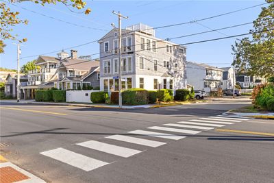 115 Wellington Avenue, Home with 3 bedrooms, 3 bathrooms and 5 parking in Newport RI | Image 3