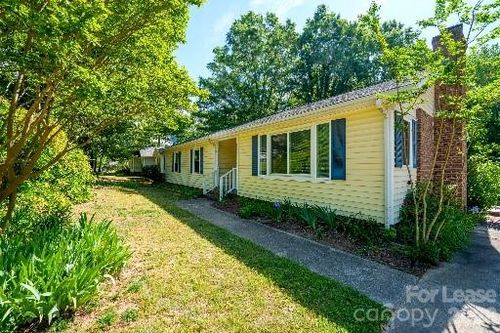 21014 Pine Ridge Dr, Cornelius, NC, 28031-9765 | Card Image