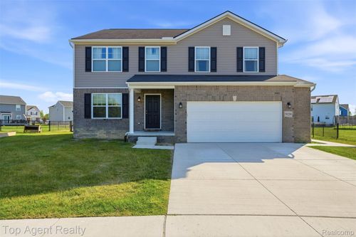 58286 Salt River Ct, New Haven, MI, 48048-3323 | Card Image