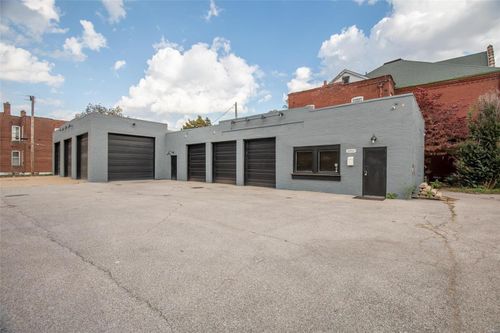 2855 Magnolia Ave, Saint Louis, MO, 63118-1427 | Card Image