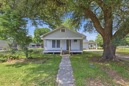 217 N 15th St, Kinder, LA, 70648-3724 | Card Image
