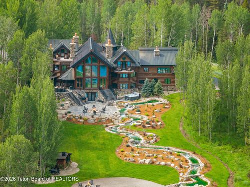 3355 S Fall Creek Rd, Wilson, WY, 83014 | Card Image
