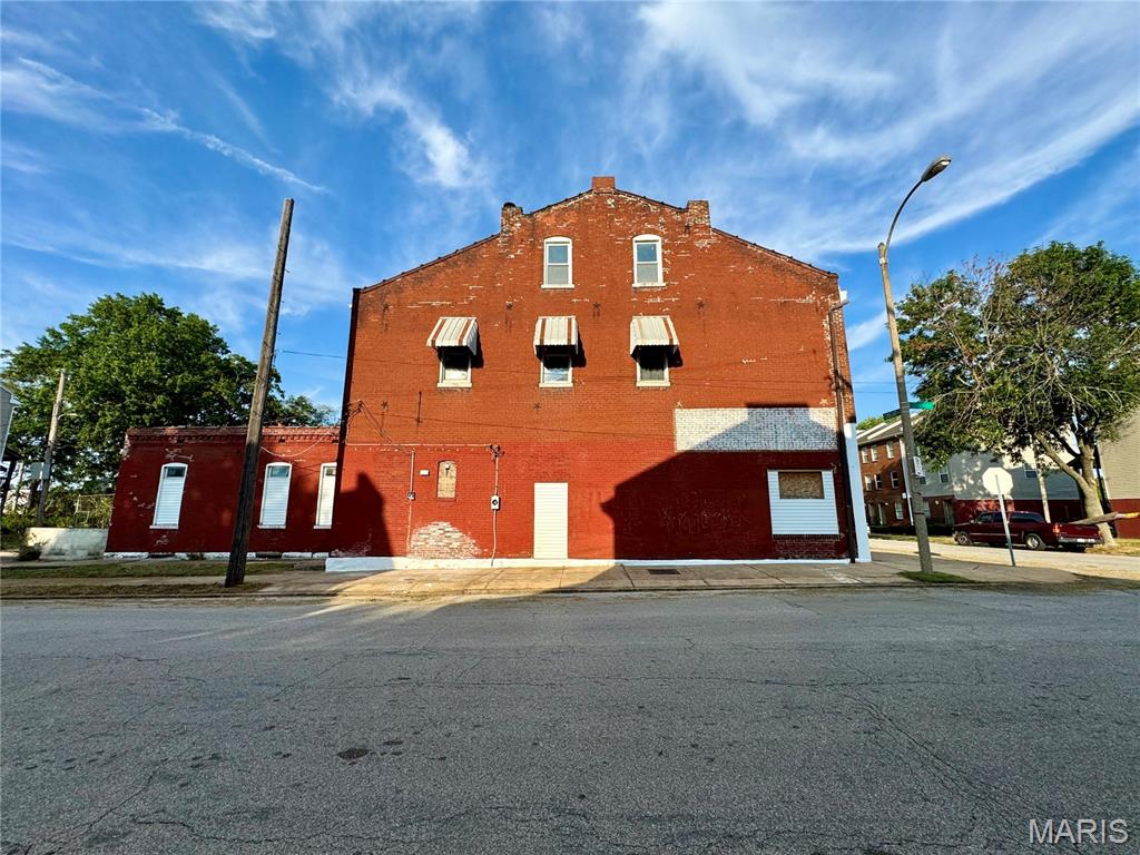 Commercial Sale in St Louis 3