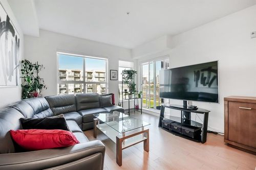 10177 River Dr, Richmond, BC, V6X0S2 | Card Image