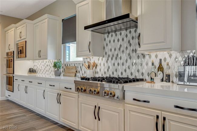 UNIT-1069 - 11280 Granite Ridge Dr, Condo with 4 bedrooms, 5 bathrooms and null parking in Las Vegas NV | Image 4