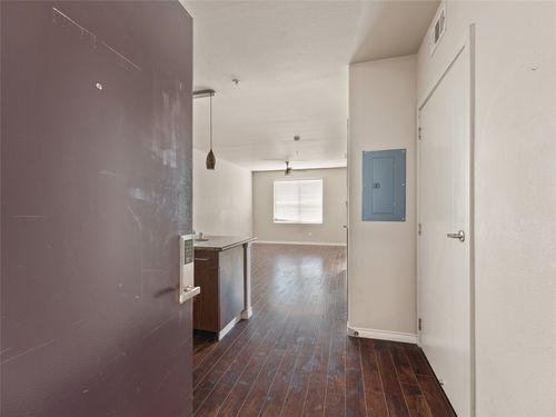apt-3032-1100 W Trinity Mills Rd, Carrollton, TX, 75006-1367 | Card Image