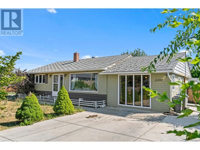 2391 Tranquille Rd, House other with 3 bedrooms, 1 bathrooms and 6 parking in Kamloops BC | Image 1