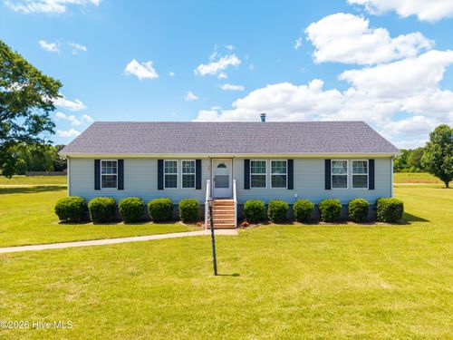 100 W Adelaide Ct, Elizabeth City, NC, 27909-3475 | Card Image