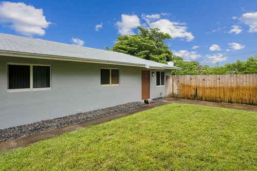 2-2227 Ne 3rd Ave, Delray Beach, FL, 33444-4213 | Card Image