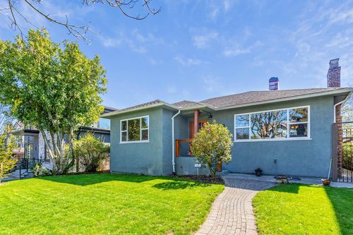 4046 Eton St, Burnaby, BC, V5C1J7 | Card Image