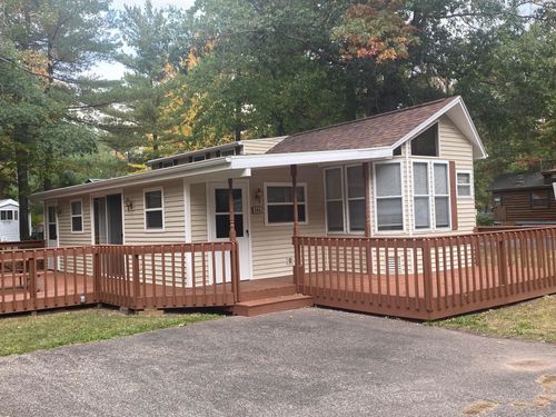 7-101 Autumn Ct, Wisconsin Dells, WI, 53965-8247 | Card Image