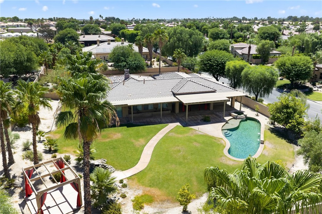 Residential in Bermuda Dunes 2