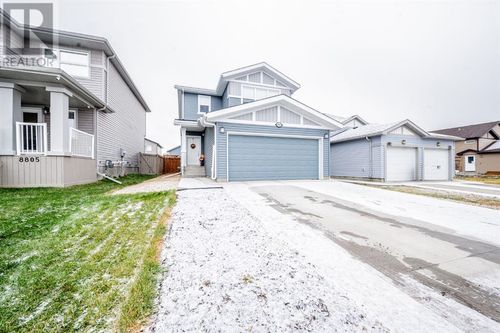 8809 86a Ave, Grande Prairie, AB, T8X0R4 | Card Image