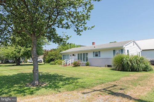 21749 Camper Cir, TILGHMAN, MD, 21671-1136 | Card Image