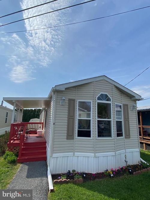 2002 Main St, EPHRATA, PA, 17522-1118 | Card Image