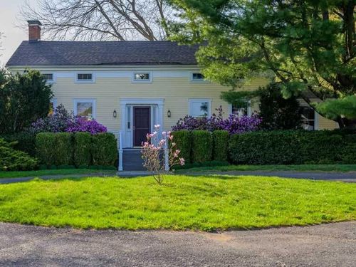 157 Wagon Wheel Dr, Kinderhook, NY, 12106-3623 | Card Image