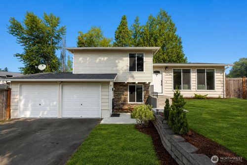 12704 Ne 142nd Ct, Kirkland, WA, 98034-1514 | Card Image