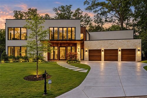 3566 Cantrell Rd Ne, Atlanta, GA, 30319-1303 | Card Image