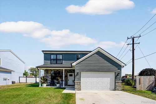25760 Groveland St, Roseville, MI, 48066-3983 | Card Image