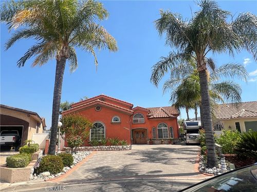 30186 Windward Dr, Canyon Lake, CA, 92587-7484 | Card Image