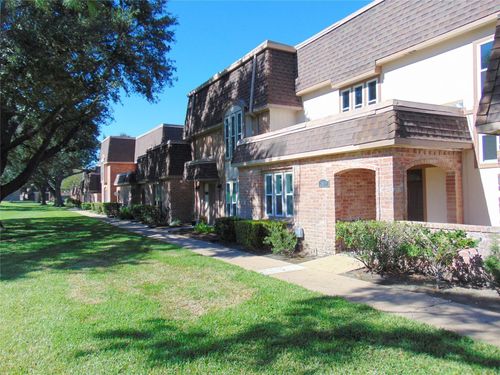 2805 Cambridge Ln, Missouri City, TX, 77459-2611 | Card Image