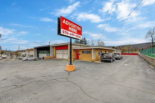 1000 Wyoming Ave, EXETER, PA, 18643-1124 | Card Image