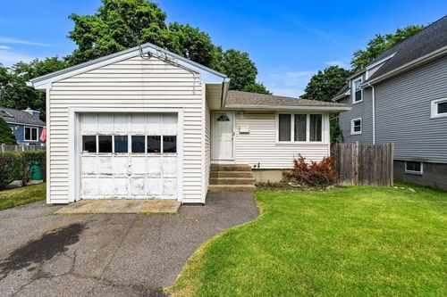 11 Pennybrook Rd, Lynn, MA, 01905-1010 | Card Image