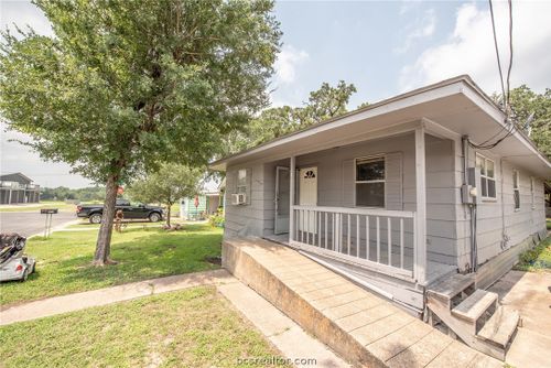 1806 Bamboo, Bryan, TX, 77803 | Card Image