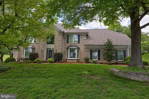 3333 Poses Pl, York, PA, 17406-7008 | Card Image