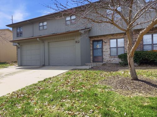 apt-r2-2801 W Broadway, COLUMBIA, MO, 65203-7605 | Card Image