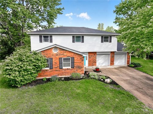 391 Roselake Dr, Centerville, OH, 45458-4015 | Card Image