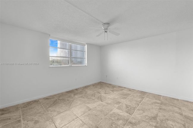 304 - 4000 Ne 170th St, Condo with 2 bedrooms, 2 bathrooms and null parking in North Miami Beach FL | Image 18