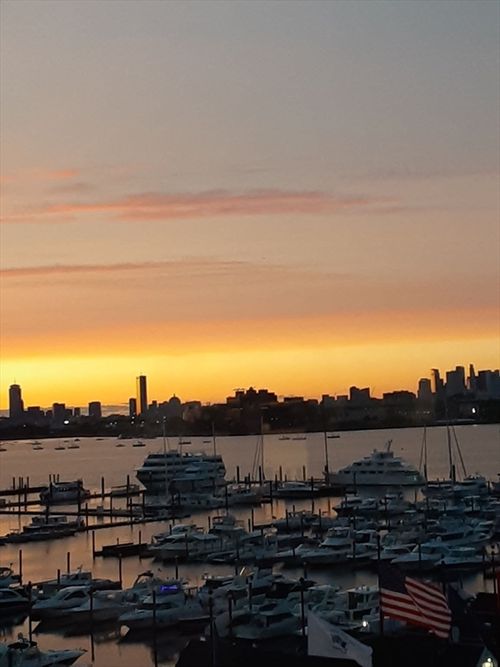 apt-506w-2001 Marina Dr, Quincy, MA, 02171-1543 | Card Image